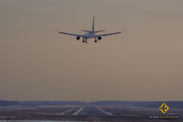 Boeing 757-256